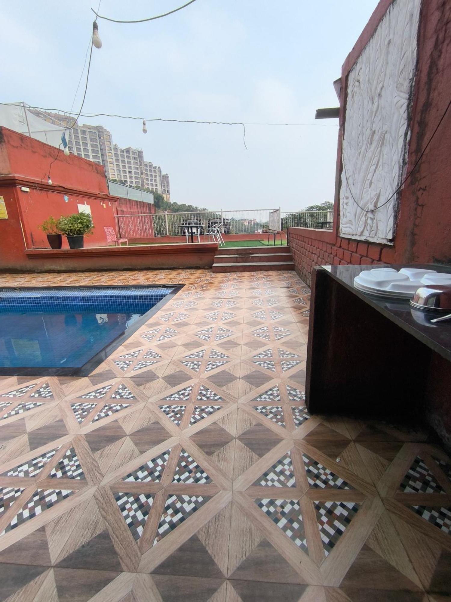 King Size Deck Villa Mumbai Luaran gambar